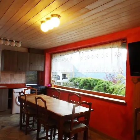 - Maison Du Soleil 라살