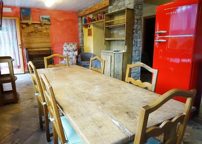 - Maison Du Soleil アパート